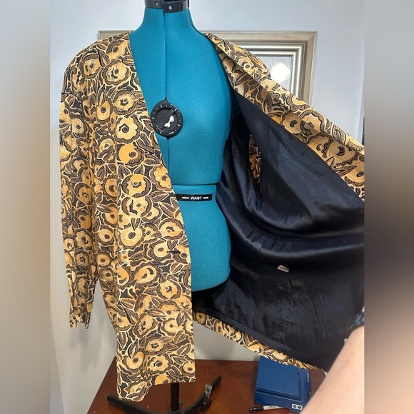 Vintage Cynthia Howie Woman Gold Floral Lined Union Made Blazer Jacket Size 20 - Picture 5 of 9